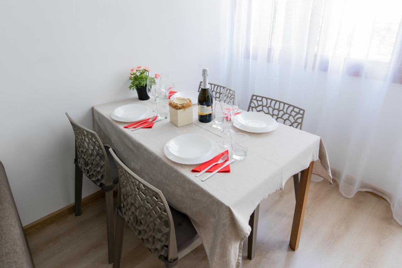Appartamento Con Parcheggio Gratuito 15Min Da Venezia Mestre Exterior foto